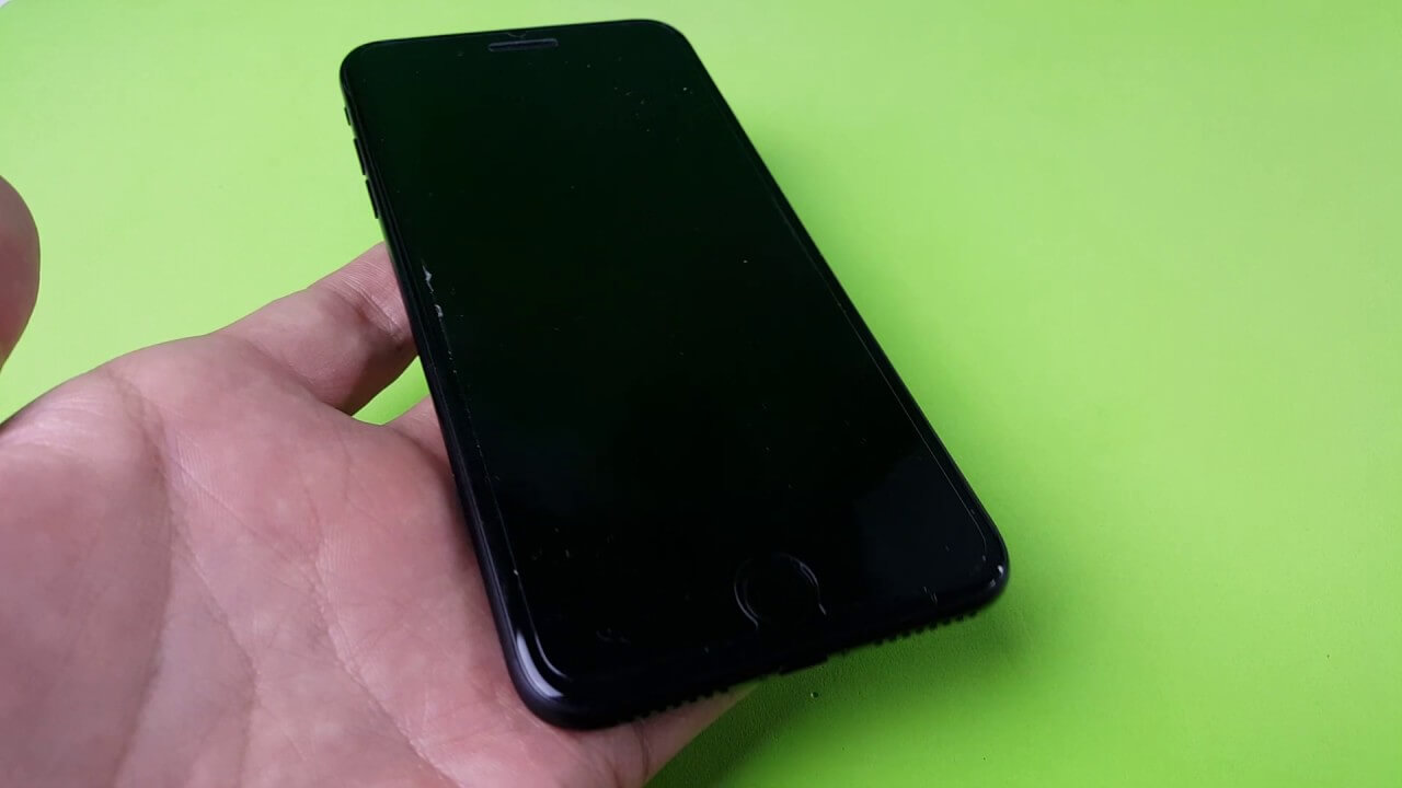 iphone 7 black screen